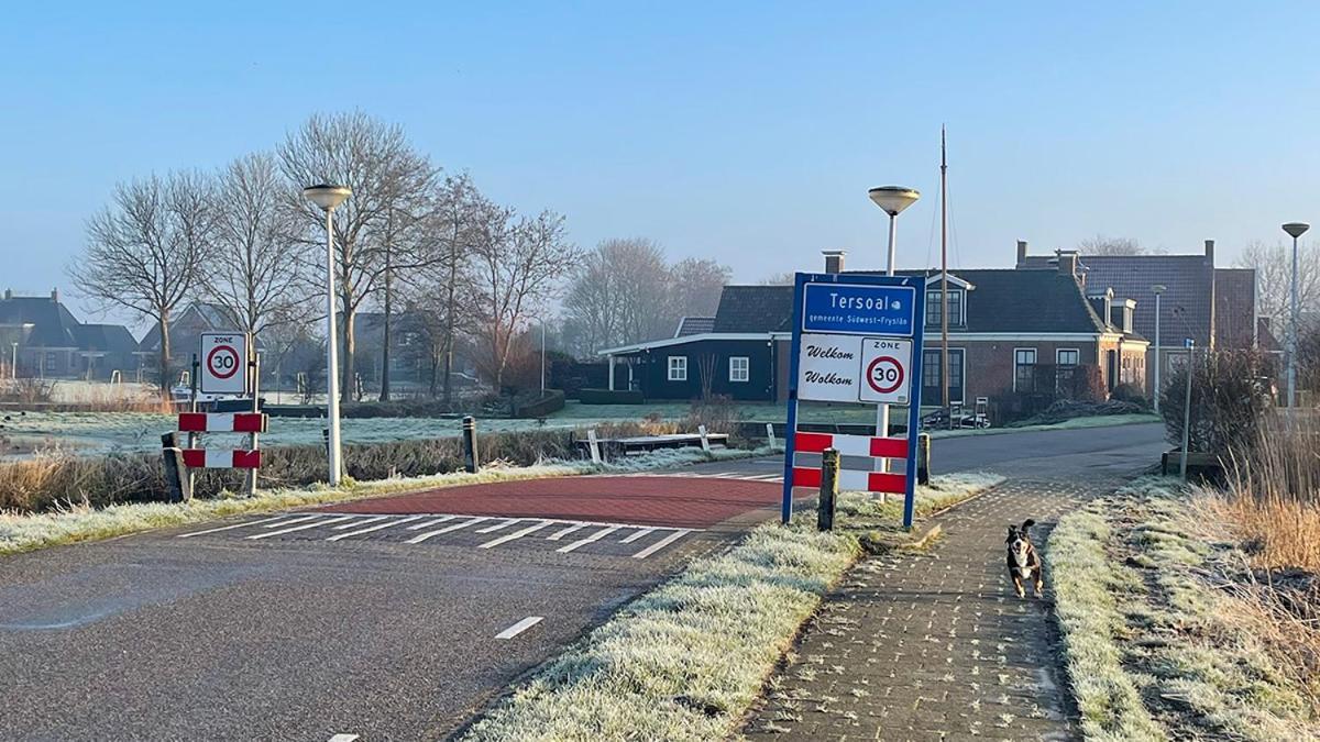 Bed&Breakfast vanNienke Tersoal Buitenkant foto