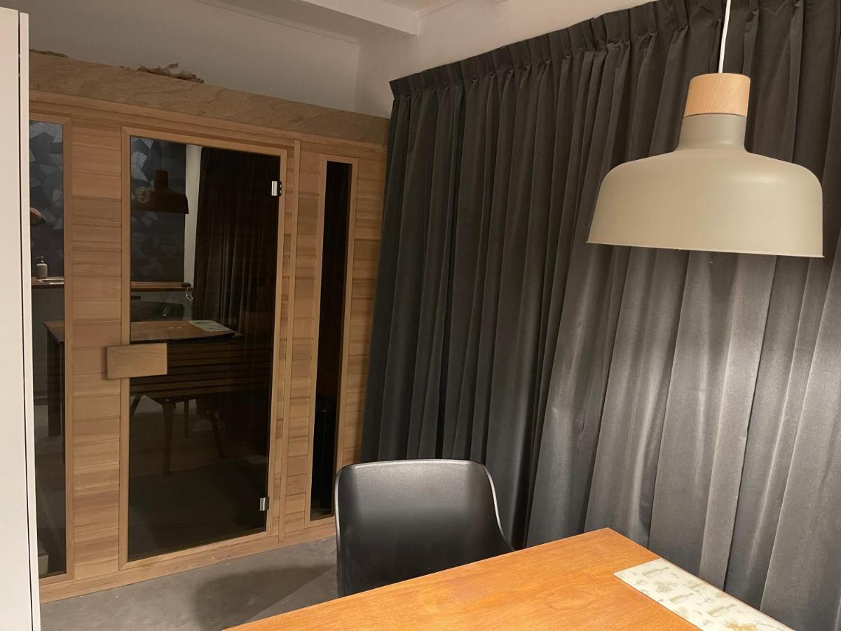 Bed&Breakfast vanNienke Tersoal Buitenkant foto